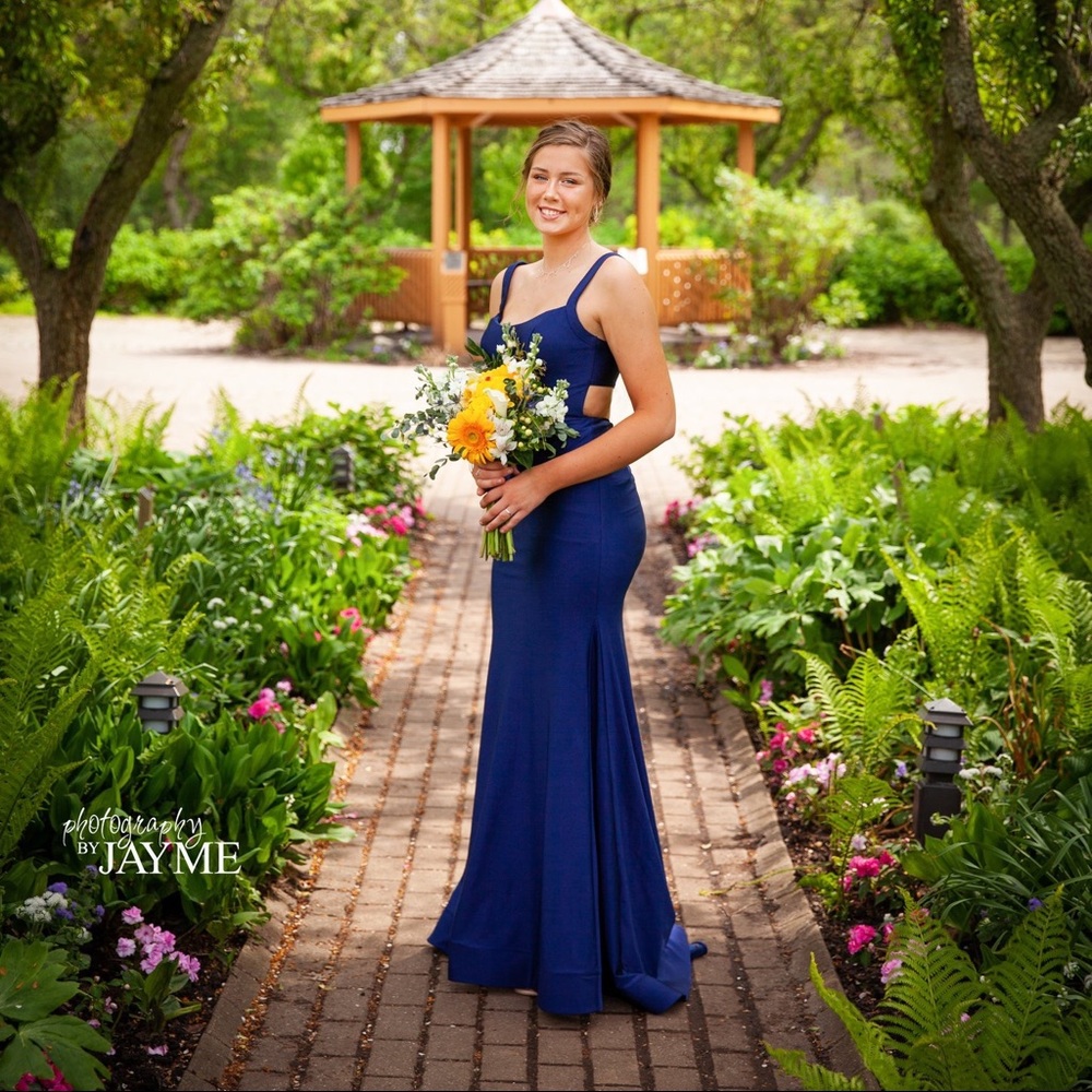 SHERRI HILL prom dress